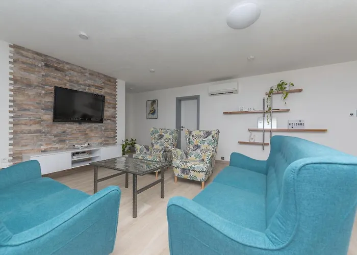 App Anna Μακάρσκα