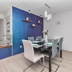Apartment App Anna Makarska