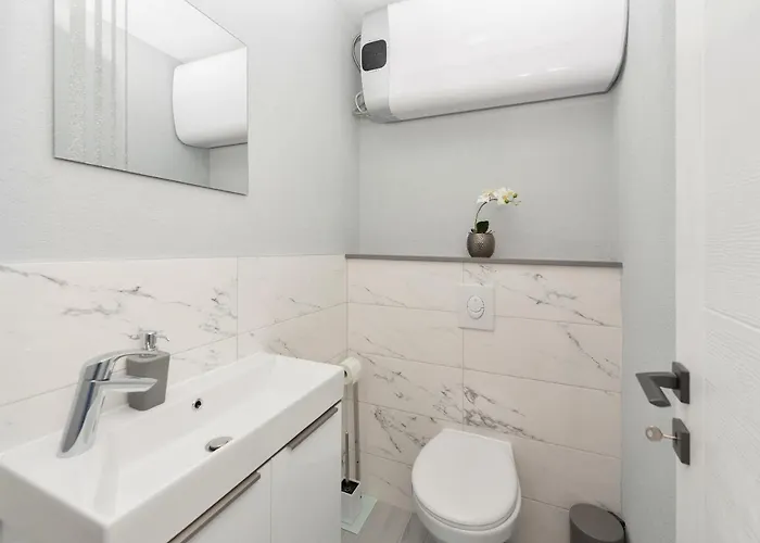 Apartment App Anna Makarska